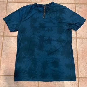 Lululemon Mens Medium tie die shirt